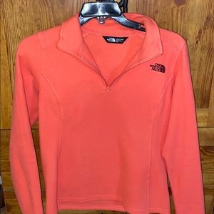 North face pull over
